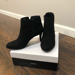 ALFANI Black Suede Booties SIZE 7.5